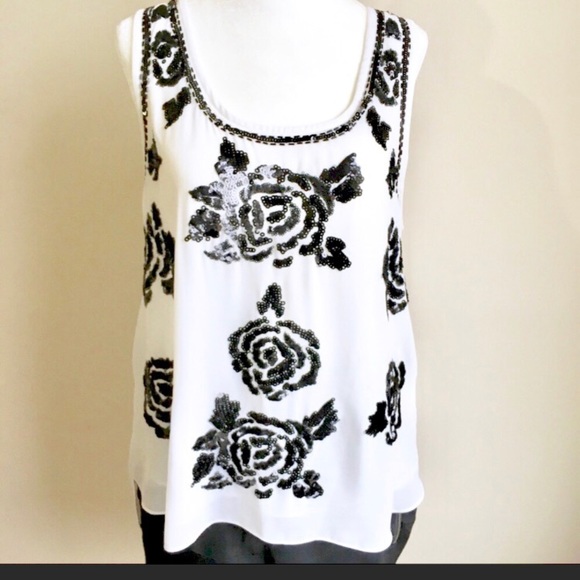 MM Couture Tops - MM couture white blouse w black sequin flowers (M)
